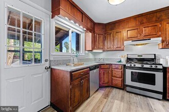 1840 Deveron Rd in Towson, MD - Building Photo - Building Photo