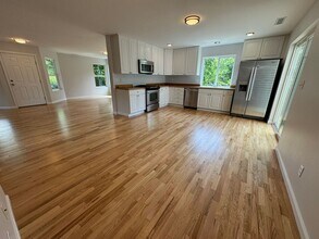 7431 Fairway Ave SE in Snoqualmie, WA - Building Photo - Building Photo