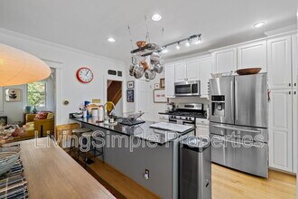 1403 A St SE in Washington, DC - Building Photo - Building Photo