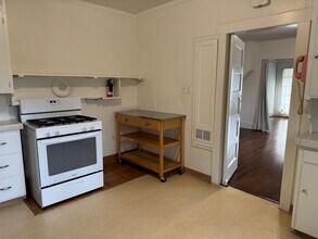 1584 North St in Santa Rosa, CA - Building Photo - Building Photo