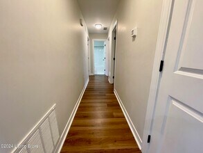 2717 Bagby Way in Louisville, KY - Building Photo - Building Photo