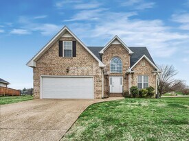 1150 Rock Ledge Pass in Gallatin, TN - Building Photo