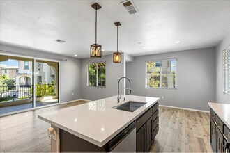 5418 San Virgilio in San Diego, CA - Building Photo - Building Photo