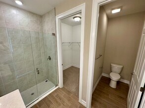 1051 Enbrook Lp in Naples, FL - Building Photo - Building Photo