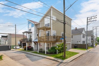 721 University Ct in Cleveland, OH - Building Photo - Building Photo