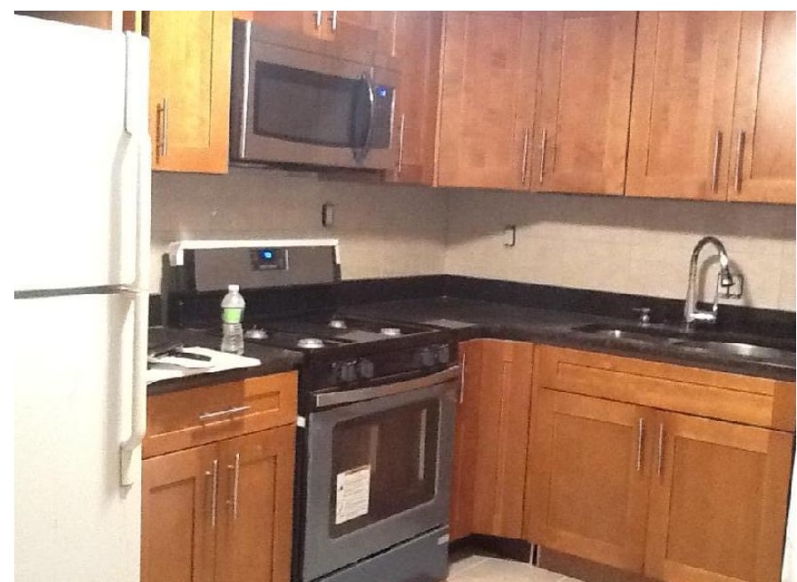 18 Hall St, Unit 2 in Waltham, MA - Building Photo