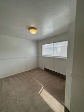 547 Poole Ave in Pocatello, ID - Building Photo - Building Photo