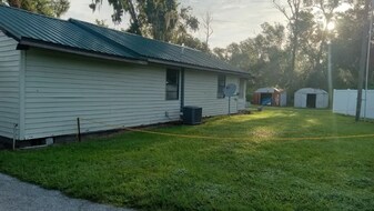 4204 Deeson Rd in Lakeland, FL - Building Photo