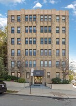 1666 Commonwealth Ave in Boston, MA - Building Photo - Building Photo