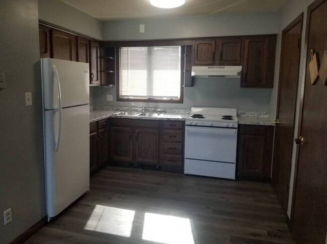 519 Morris St in Oglesby, IL - Building Photo - Building Photo