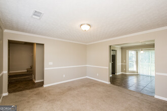 3412 Kingsbrooke Way in Decatur, GA - Building Photo - Building Photo