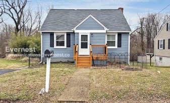 5215 Muth Ave in Baltimore, MD - Building Photo