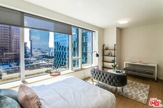 889 Francisco St, Unit 905 in Los Angeles, CA - Building Photo - Building Photo
