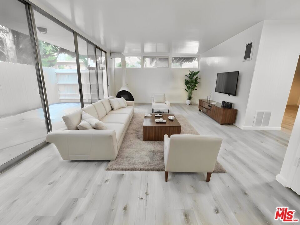 1336 Franklin St in Santa Monica, CA - Building Photo