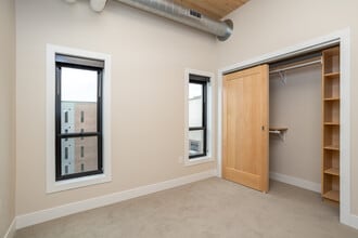 The Clark Lofts at Cherapa Place in Sioux Falls, SD - Building Photo - Interior Photo