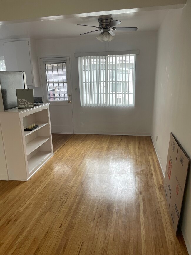 7008 Flight Ave, Unit 7008 flight ave