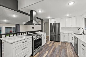 21614 135th St E in Sumner, WA - Building Photo - Building Photo