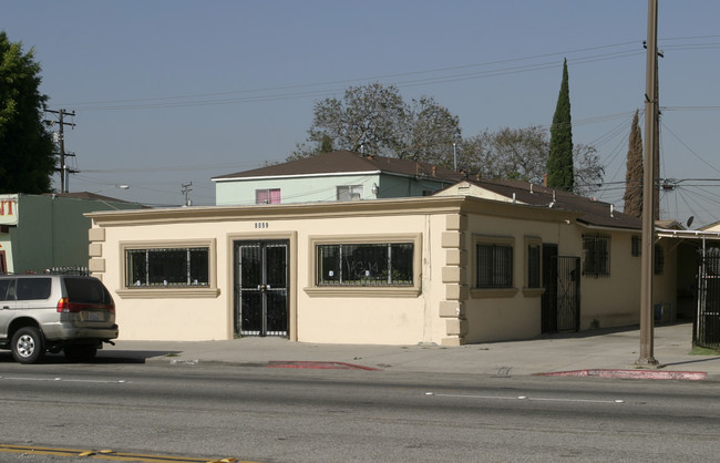 8059 S Eastern Ave in Bell Gardens, CA - Building Photo - Building Photo