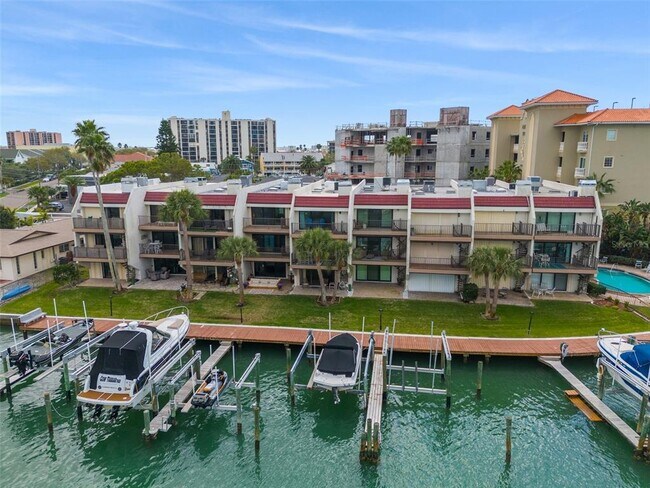 220 Skiff Point in Clearwater, FL - Building Photo - Building Photo