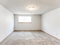 2524 Boxwood Ave photo'