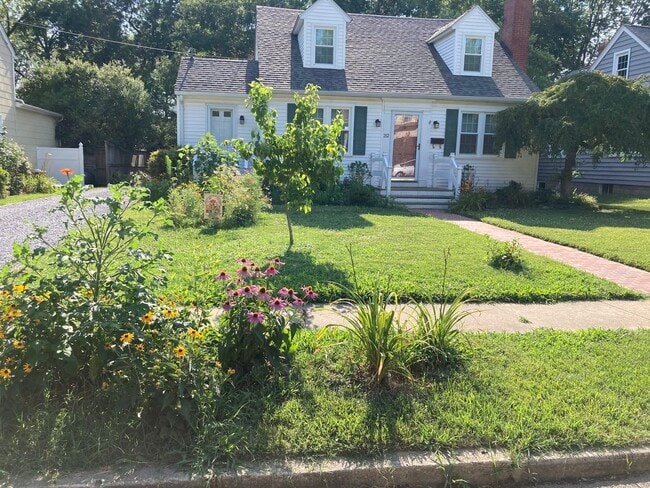property at 212 Mount Vernon Ave