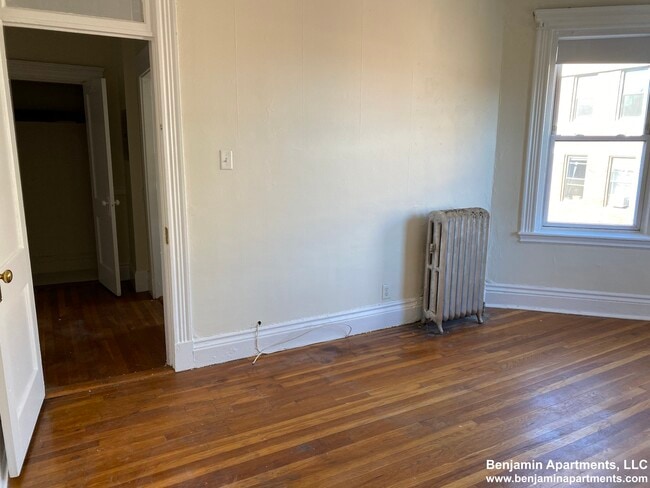 5 Walbridge St, Unit 20 in Boston, MA - Foto de edificio - Building Photo