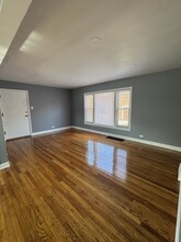 9059 S Laflin St in Chicago, IL - Foto de edificio - Building Photo