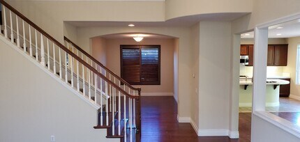 1708 Corte Monarca in Camarillo, CA - Building Photo - Building Photo
