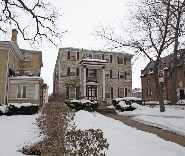228 Langdon St in Madison, WI - Foto de edificio - Building Photo
