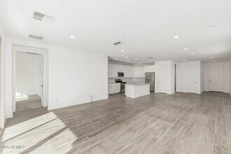 1229 E Maldonado Dr in Phoenix, AZ - Building Photo - Building Photo