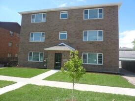 9522 S 53rd Ave in Oak Lawn, IL - Building Photo