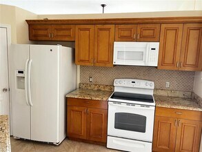 6555 SW 62nd Ct in Ocala, FL - Building Photo - Building Photo