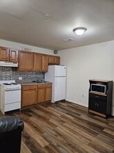 8812 Community Square Ln in Upper Marlboro, MD - Foto de edificio - Building Photo