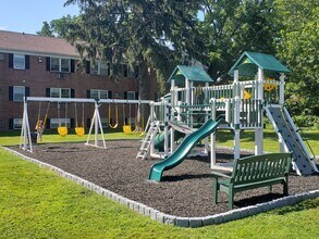 7200 Marion Ave in Levittown, PA - Building Photo - Building Photo