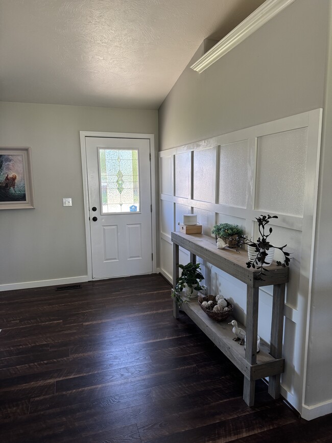 4301 E Nibley Cir in Idaho Falls, ID - Building Photo - Building Photo