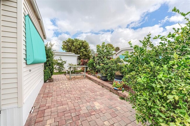 24631 S Seas Blvd in Bonita Springs, FL - Building Photo - Building Photo