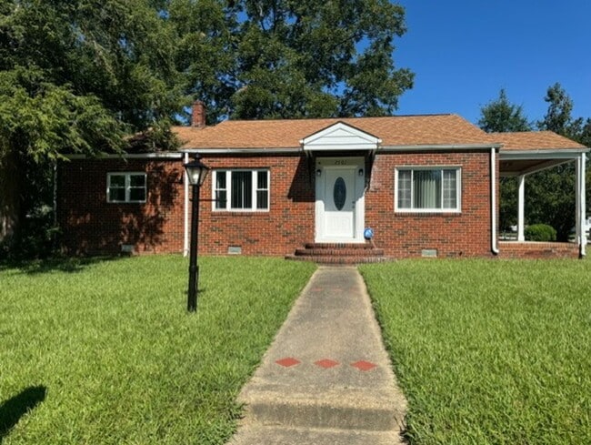 property at 2501 Atlantic St