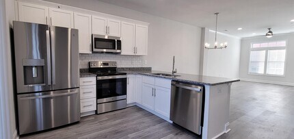 812 Moen Pl in Myrtle Beach, SC - Building Photo - Building Photo