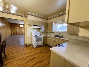 2106 Biehn St in Klamath Falls, OR - Building Photo - Building Photo