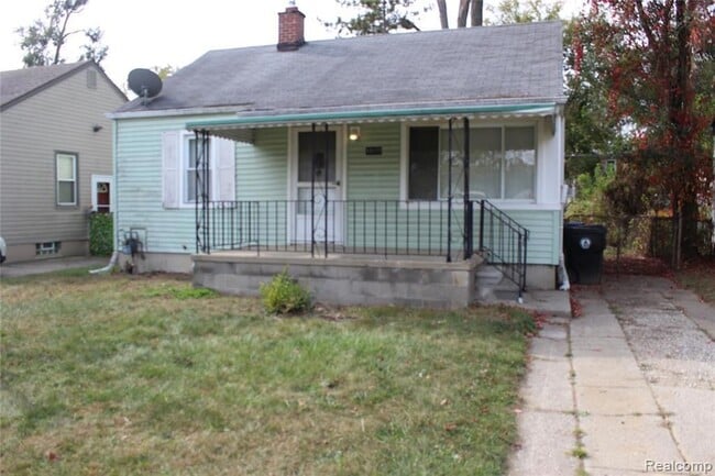 property at 19177 Negaunee