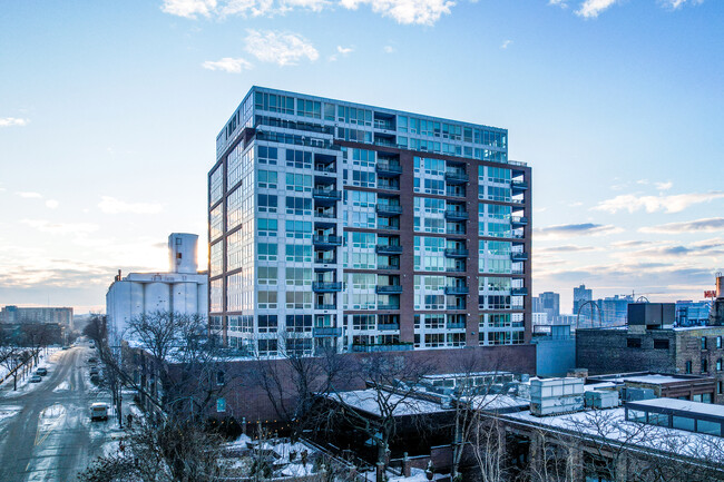 Phoenix on the River in Minneapolis, MN - Building Photo - Building Photo