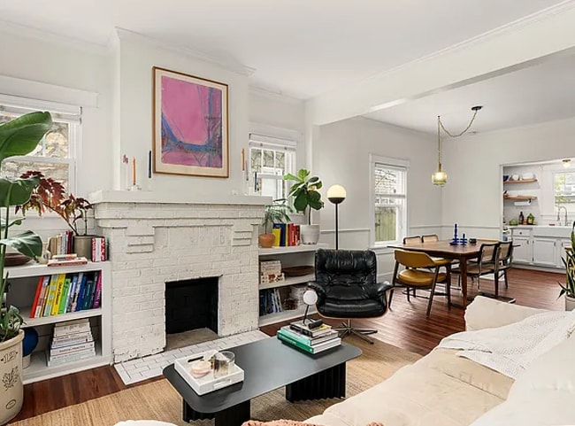 property at 1118 Pennock Ave