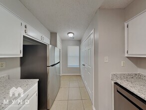 4574 Summer Creek Cove in Memphis, TN - Foto de edificio - Building Photo