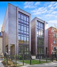 5733 N Winthrop Ave in Chicago, IL - Building Photo - Building Photo