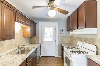 1805 S Main St in Georgetown, TX - Building Photo - Building Photo