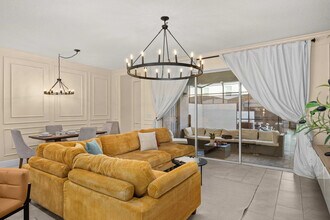 1660 Tropical Palms Cir in Kissimmee, FL - Building Photo - Building Photo