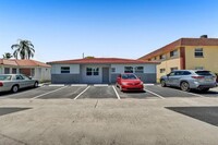 1720 N 17th Ave, Unit 8 in Hollywood, FL - Building Photo - Building Photo