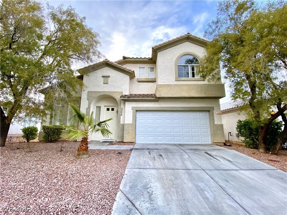 290 Tayman Park Ave in Las Vegas, NV - Building Photo