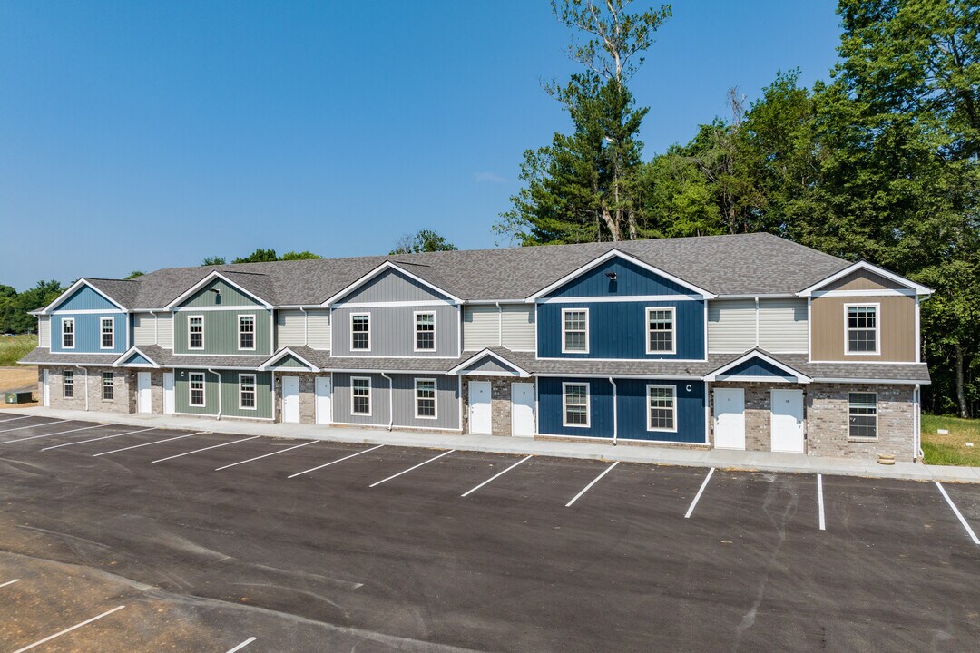 Peachers Point in Clarksville, TN - Building Photo