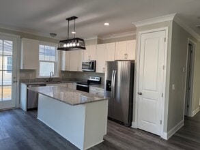 302 Poplar St in Travelers Rest, SC - Building Photo - Building Photo